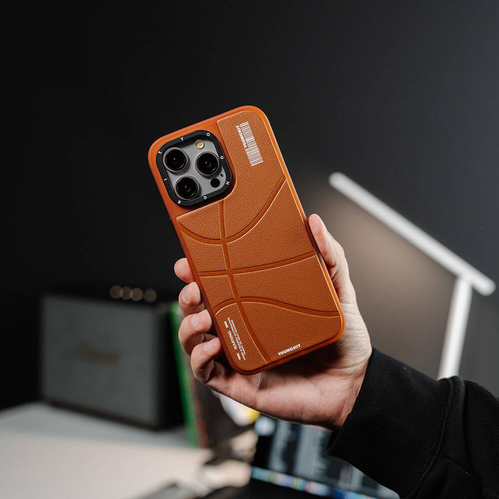 iPhone 15 Pro Kılıf M-safe Şarj Özellikli Youngkit Backboard Serisi Leather Kapak