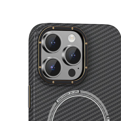 iPhone 15 Pro Kılıf Recci Machinist Serisi M-safe Şarj Özellikli Magnetik Karbon Kapak