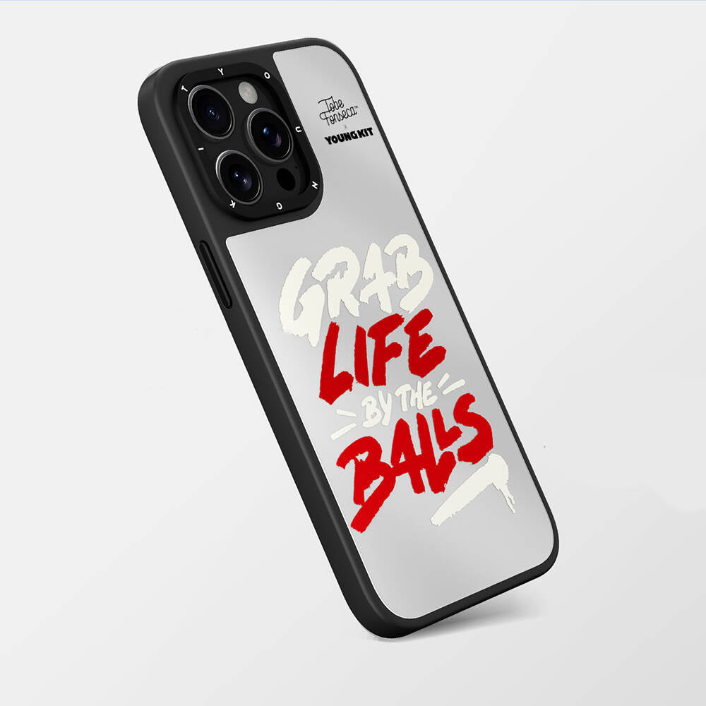 iPhone 15 Pro Kılıf Tobias Fonseca Tasarımlı Youngkit Mirror Kapak