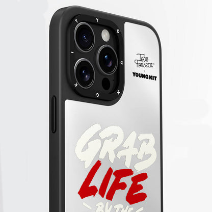 iPhone 15 Pro Kılıf Tobias Fonseca Tasarımlı Youngkit Mirror Kapak