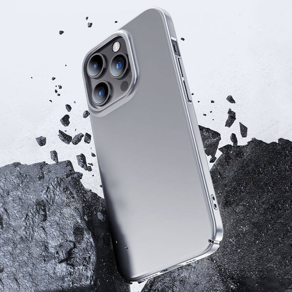 iPhone 15 Pro Max Kılıf Benks Ultra İnce PC Kapak
