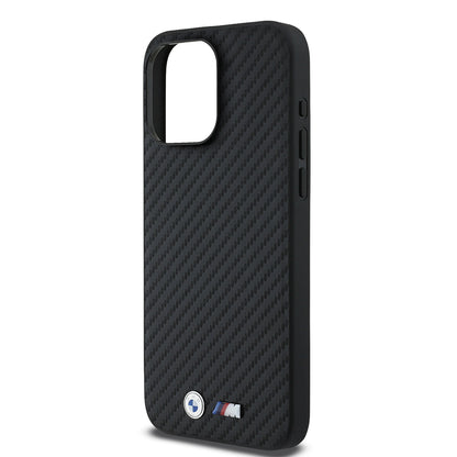 iPhone 15 Pro Max Kılıf BMW Orjinal Lisanslı Karbon Fiber Tasarımlı ve Metal Logolu PU Deri Kapak