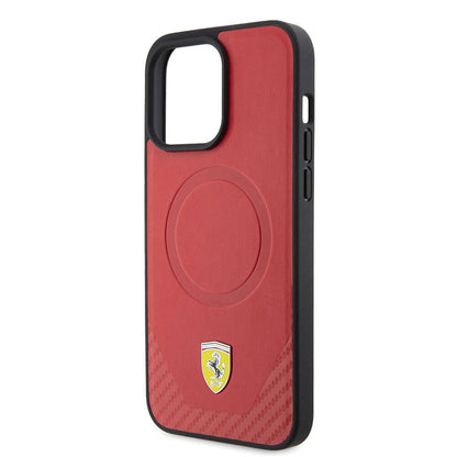 iPhone 15 Pro Max Kılıf Ferrari Orjinal Lisanslı M-safe Şarj Özellikli Metal Logolu PU Karbon Kapak