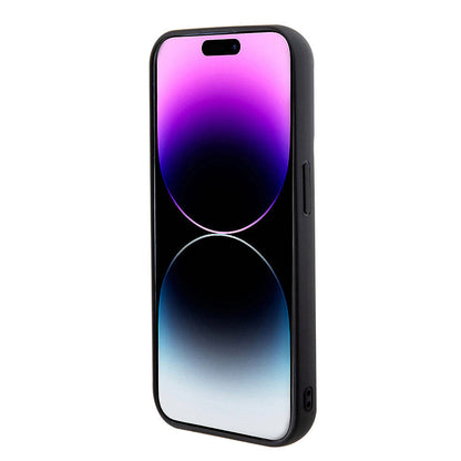 iPhone 15 Pro Max Kılıf Guess Orjinal Lisanslı PU Deri Metal Yazı Logolu Kapitone Kapak