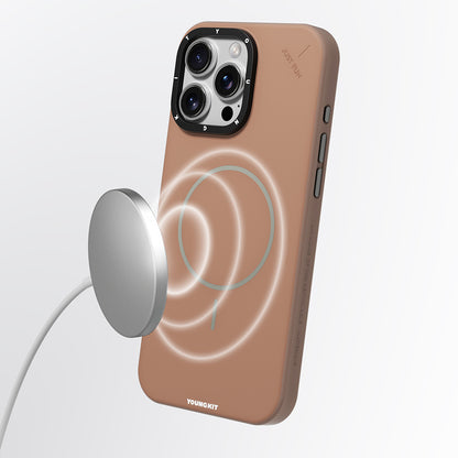 iPhone 15 Pro Max Kılıf M-safe Şarj Özellikli Youngkit Dynamag Serisi Kapak
