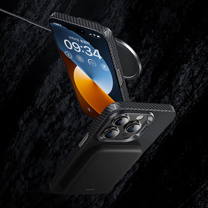 iPhone 15 Pro Max Kılıf M-safe Özellikli Karbon Fiber Benks Essential ArmorAir 600D Kevlar Kapak
