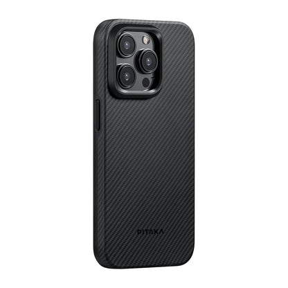 iPhone 15 Pro Max Kılıf M-safe Şarj Özellikli 600D Aramid Fiber Pitaka Military-Grade Classic Serisi Black-Grey Twill Kapak