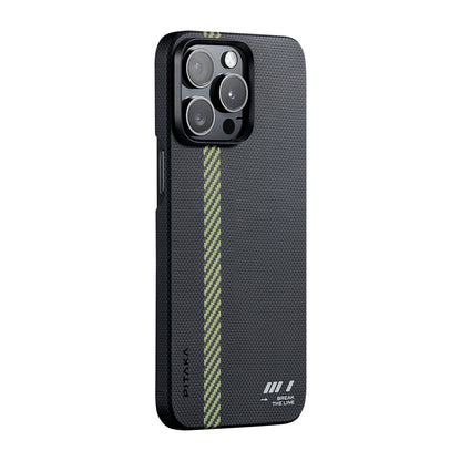 iPhone 15 Pro Max Kılıf M-safe Şarj Özellikli Aramid Fiber Pitaka Tactile Woven Break The Line Kapak