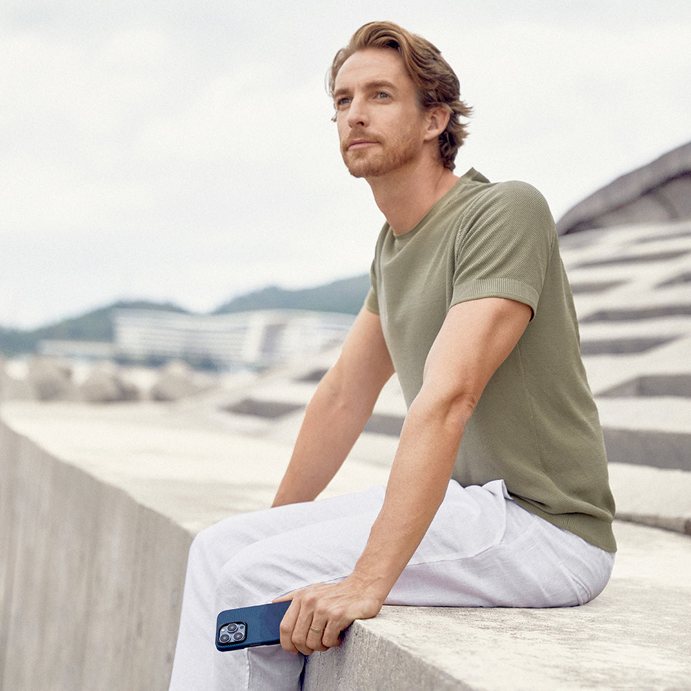 iPhone 15 Pro Max Kılıf M-safe Şarj Özellikli Aramid Fiber Pitaka Tactile Woven Starpeak Serisi Over The Horizon Kapak