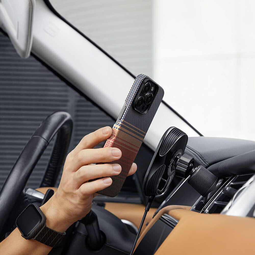 iPhone 15 Pro Max Kılıf M-safe Şarj Özellikli Aramid Fiber Pitaka Tactile Woven Sunset-Moonrise Serisi Sunset Kapak