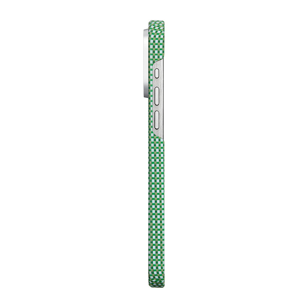 iPhone 15 Pro Max Kılıf M-safe Şarj Özellikli Aramid Fiber Pitaka Ultra-Slim Classic Serisi Forest Green Kapak