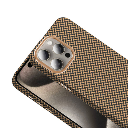 Apple iPhone 15 Pro Max Kılıf M-safe Şarj Özellikli Karbon Fiber Görünümlü Zore Gros Kapak