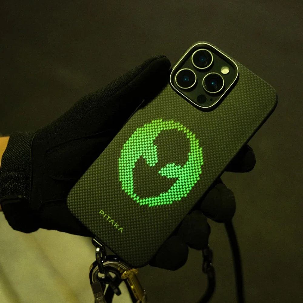 iPhone 15 Pro Max Kılıf M-safe Şarj Özellikli Lumintex Teknolojili Fosforlu Aramid Fiber Pitaka Tactile Woven Aries Serisi Kapak