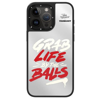 iPhone 15 Pro Max Kılıf Tobias Fonseca Tasarımlı Youngkit Mirror Kapak