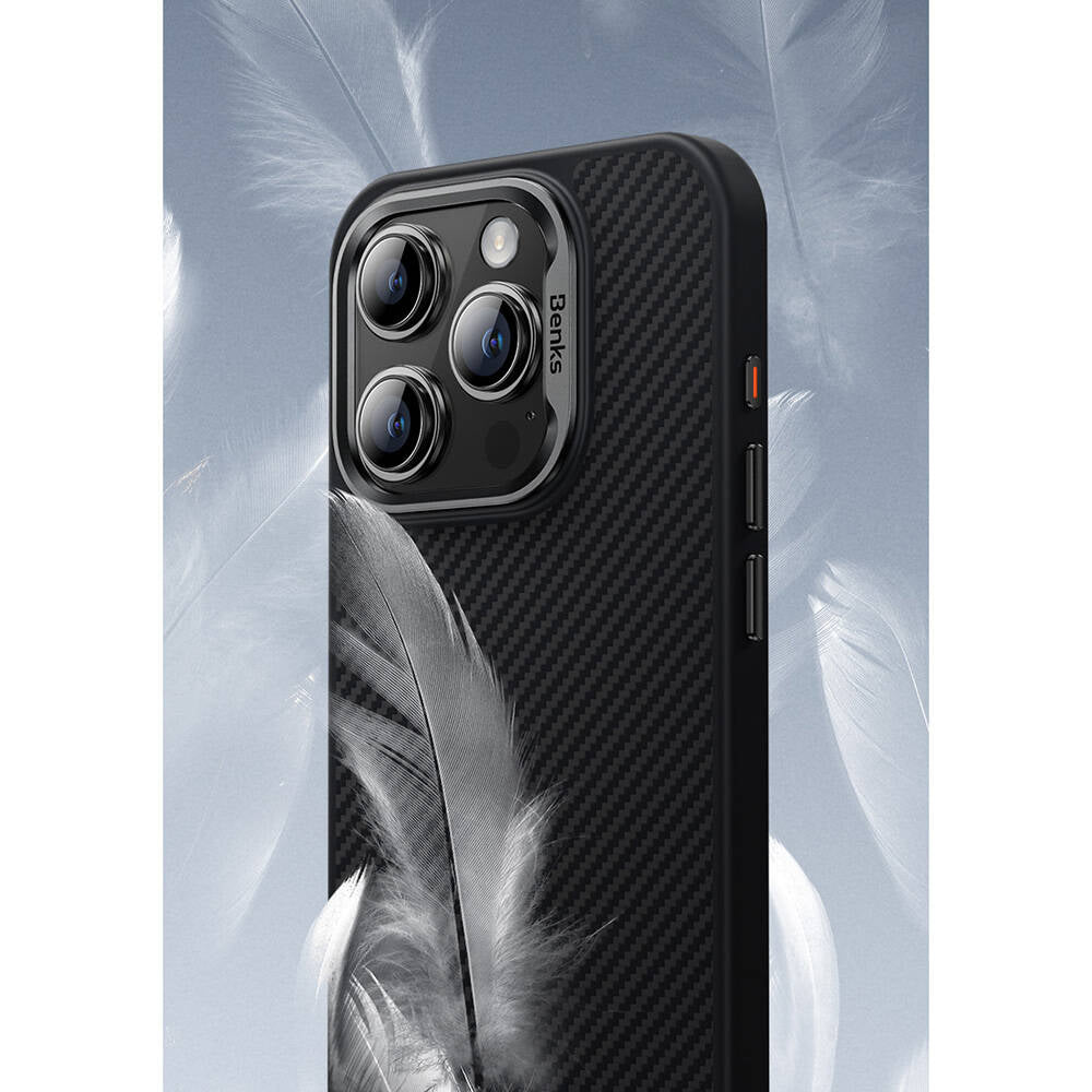 iPhone 16 Plus Kılıf Karbon Fiber M-safe Şarj Özellikli Benks Hybrid ArmorPro 600D Kevlar Kapak