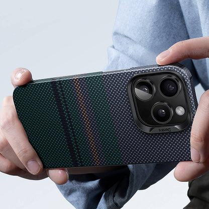 iPhone 16 Plus Kılıf M-safe Şarj Özellikli Karbon Fiber Tasarımlı Benks Aurora ArmorAir Kevlar Kapak