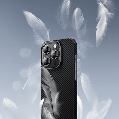 iPhone 16 Pro Kılıf Benks M-safe Şarj Özellikli Metal Kamera Çerçeveli Magnetik ArmorAir 600D Kevlar Fiber Kapak