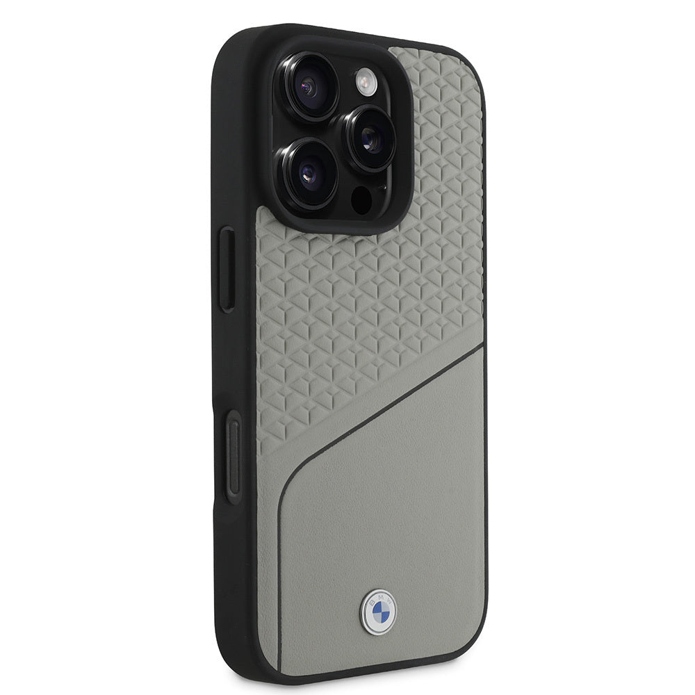 iPhone 16 Pro Kılıf BMW Orjinal Lisanslı M-safe Şarj Özellikli Metal Logolu Dokulu ve Çizgili Deri Kapak