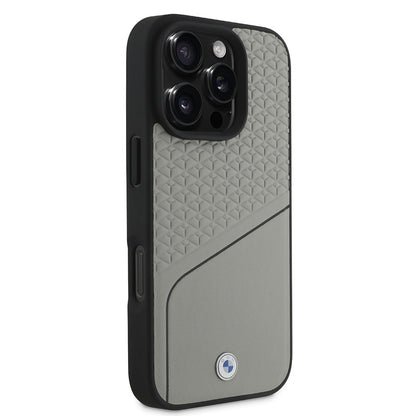 iPhone 16 Pro Kılıf BMW Orjinal Lisanslı M-safe Şarj Özellikli Metal Logolu Dokulu ve Çizgili Deri Kapak