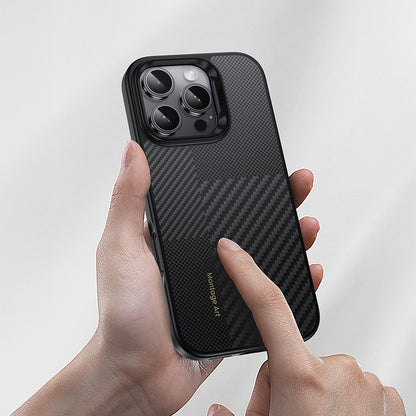 iPhone 16 Pro Kılıf Karbon Fiber M-safe Şarj Özellikli Kamera Kontrol Butonlu Benks Hybrid ArmorPro Montage Kevlar Kapak