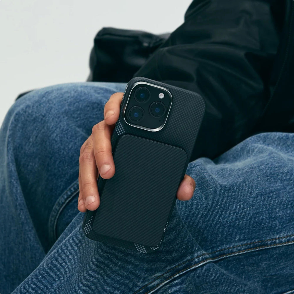 iPhone 16 Pro Kılıf M-safe Şarj Özellikli Aramid Fiber Re-TROS Tasarımlı Pitaka Tactile Woven Rebuilding Serisi Kapak