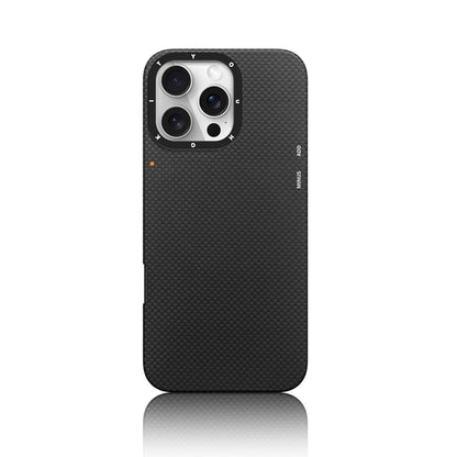 iPhone 16 Pro Kılıf M-safe Şarj Özellikli Aramid Fiber Youngkit 1500D Kevlar Extreme Wing Serisi Kapak