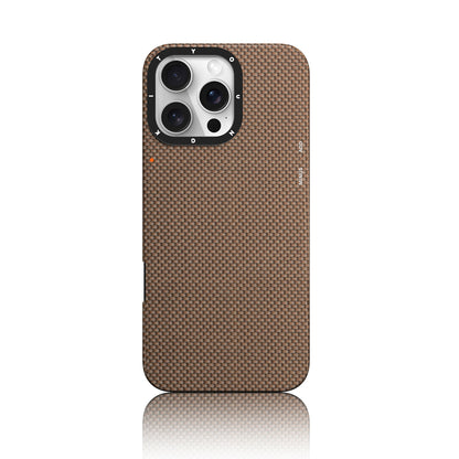 iPhone 16 Pro Kılıf M-safe Şarj Özellikli Aramid Fiber Youngkit 1500D Kevlar Extreme Wing Titanyum-Gold Serisi Kapak