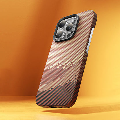 iPhone 16 Pro Kılıf M-safe Şarj Özellikli Benks GoldenTide ArmorAir 600D Kevlar Kapak