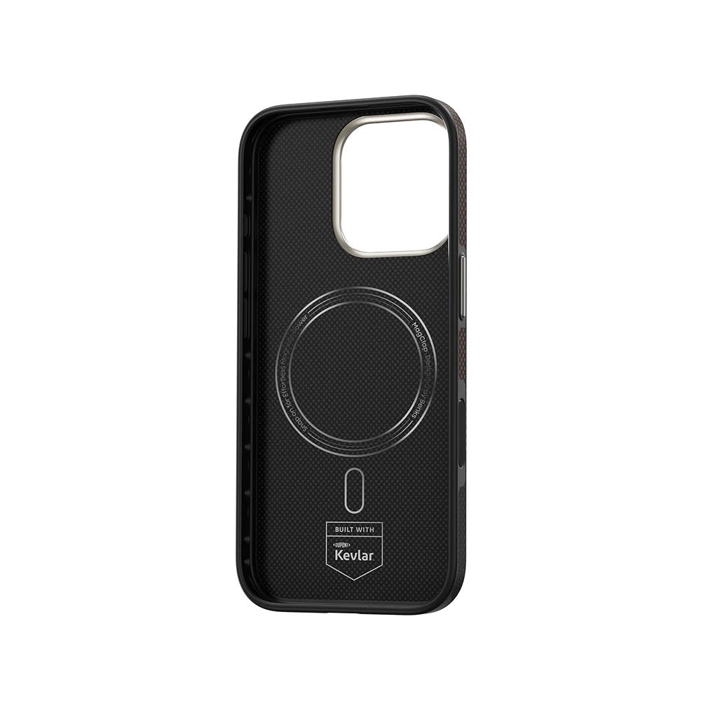 iPhone 16 Pro Kılıf M-safe Şarj Özellikli Karbon Fiber Tasarımlı Benks Prestige ArmorPro Kevlar Kapak