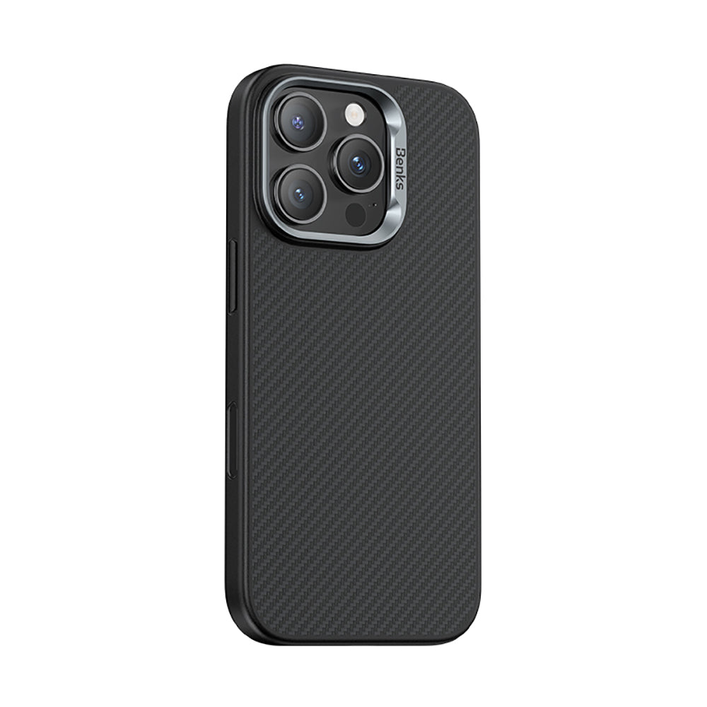 iPhone 16 Pro Max Kılıf Karbon Fiber M-safe Şarj Özellikli Kamera Kontrol Butonlu Benks Hybrid ArmorPro 600D Kevlar Kapak