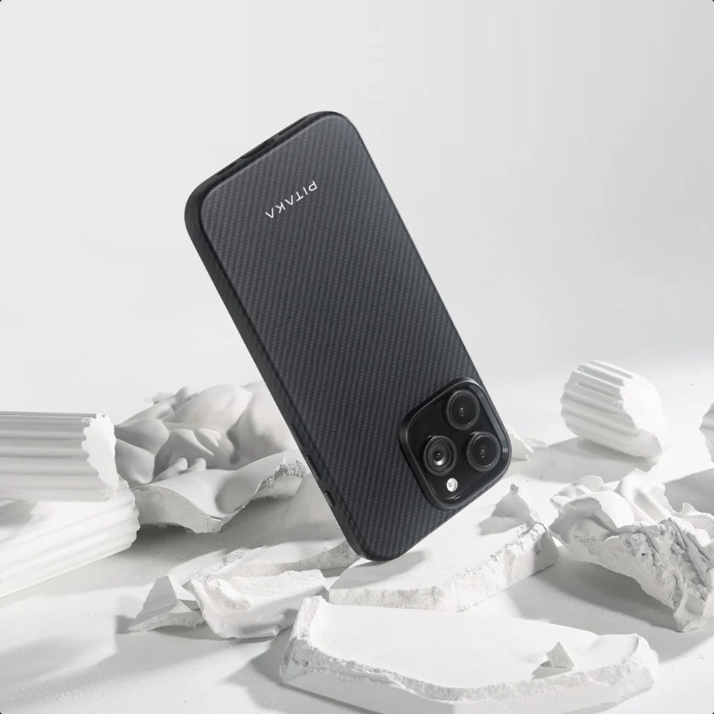 iPhone 16 Pro Max Kılıf M-safe Şarj Özellikli Aramid Fiber Pitaka Military-Grade Classic Serisi Black-Grey Twill Kapak