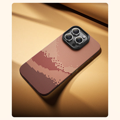 iPhone 16 Pro Max Kılıf M-safe Şarj Özellikli Benks GoldenTide ArmorAir 600D Kevlar Kapak