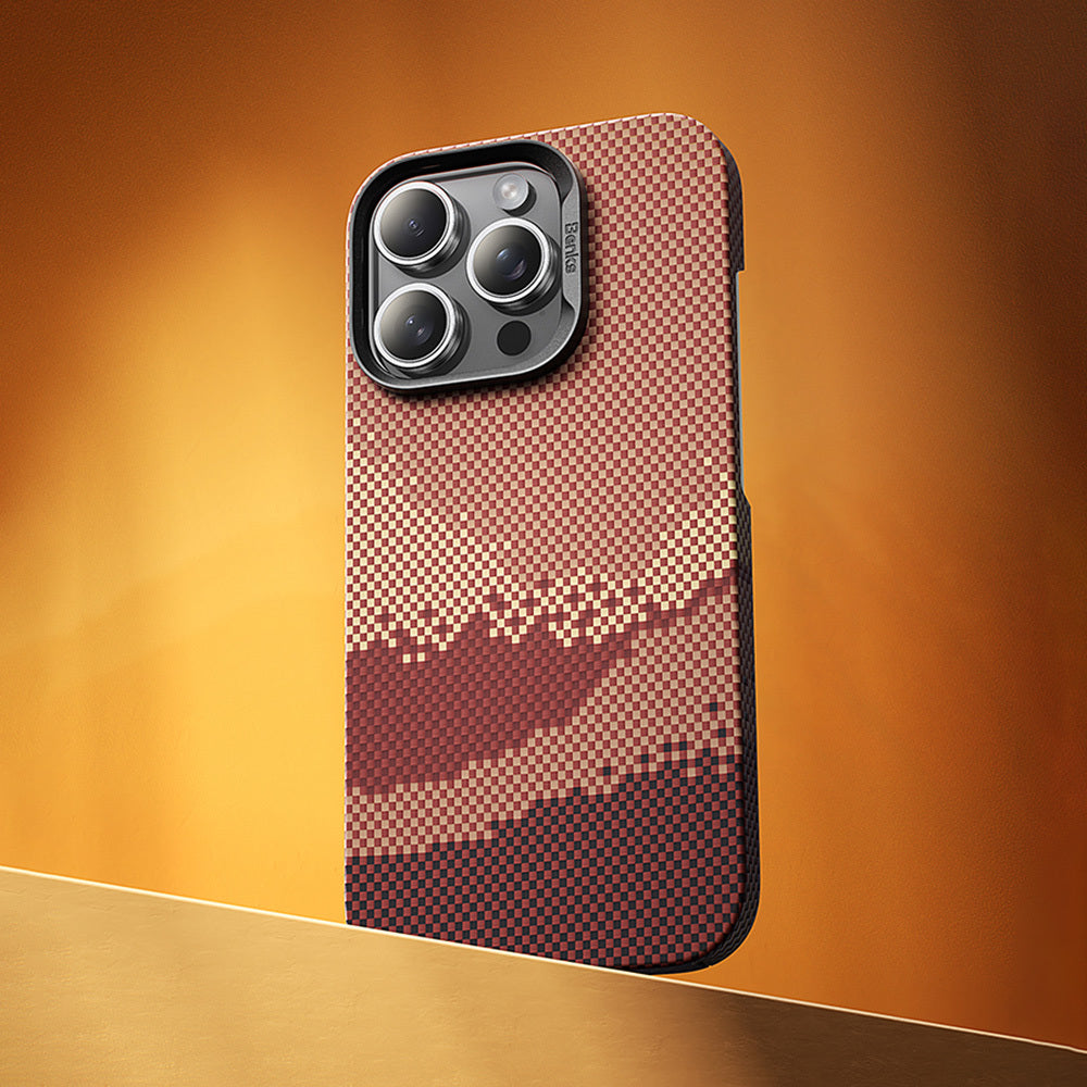 iPhone 16 Pro Max Kılıf M-safe Şarj Özellikli Benks GoldenTide ArmorAir 600D Kevlar Kapak