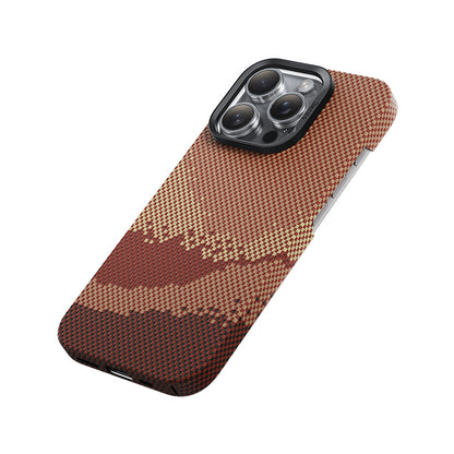 iPhone 16 Pro Max Kılıf M-safe Şarj Özellikli Benks GoldenTide ArmorAir 600D Kevlar Kapak