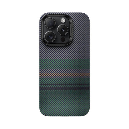 iPhone 16 Pro Max Kılıf M-safe Şarj Özellikli Karbon Fiber Tasarımlı Benks Aurora ArmorAir Kevlar Kapak