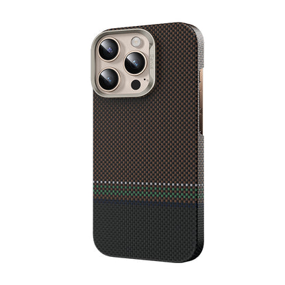 iPhone 16 Pro Max Kılıf M-safe Şarj Özellikli Karbon Fiber Tasarımlı Benks Prestige ArmorAir Kevlar Kapak
