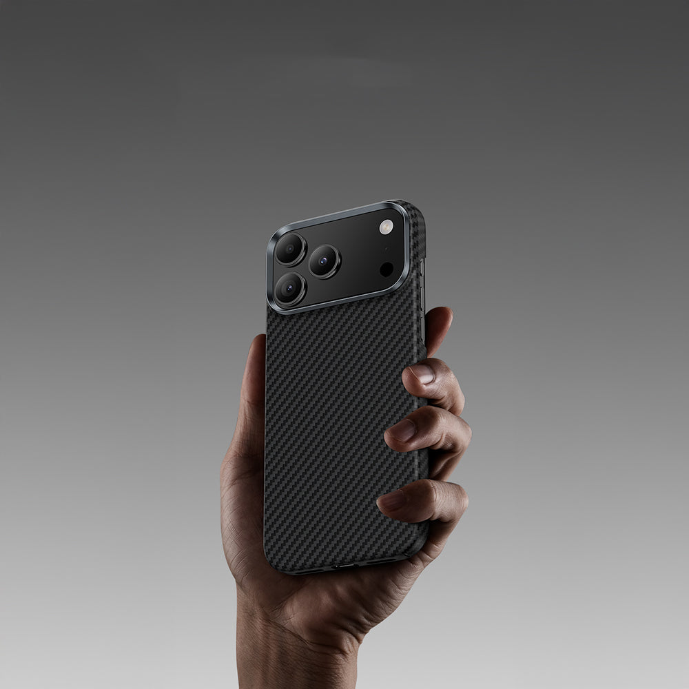 iPhone 17 Air Kılıf Benks M-safe Şarj Özellikli Metal Kamera Çerçeveli Magnetik ArmorAir 600D Kevlar Fiber Kapak