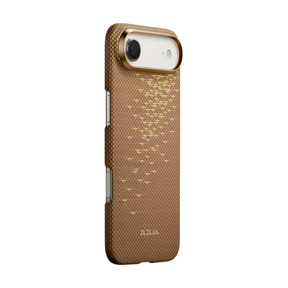 iPhone 17 Air Kılıf M-safe Şarj Özellikli Aramid Fiber Pitaka Glints of Gold Ultra Slim Serisi Kapak