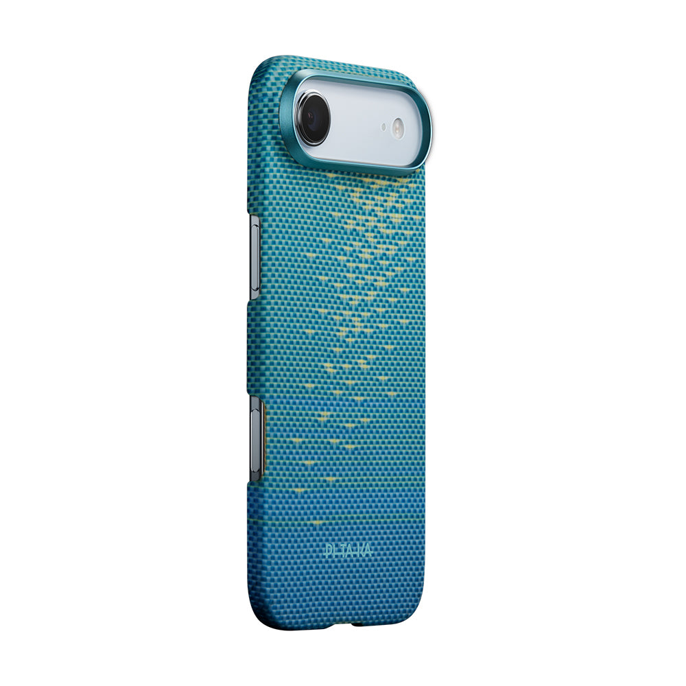 iPhone 17 Air Kılıf M-safe Şarj Özellikli Aramid Fiber Pitaka Glints of Gold Ultra Slim Serisi Kapak