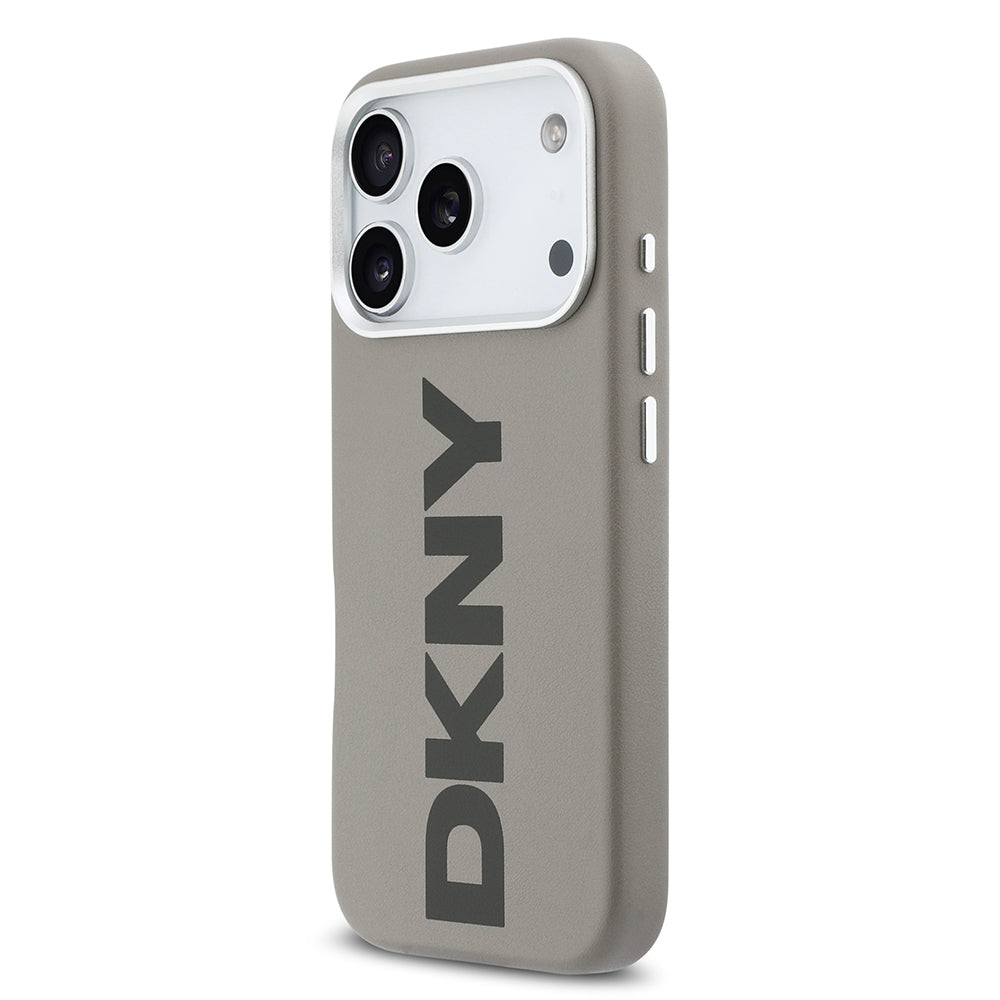 iPhone 17 Pro Kılıf DKNY Orjinal Lisanslı M-safe Şarj Özellikli PU Büyük Dikey Logolu Kapak