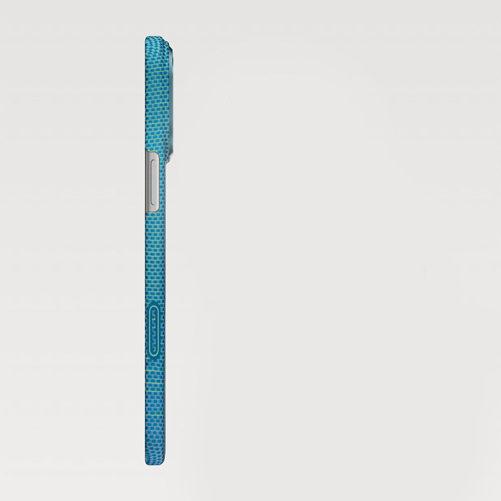 iPhone 17 Pro Kılıf M-safe Şarj Özellikli Aramid Fiber Pitaka Glints of Gold Ultra Slim Serisi Kapak