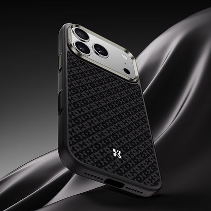 Apple iPhone 17 Pro Kılıf M-Safe Şarj Özellikli Benks ArmorPro ArmorGrid Serisi Kevlar Kapak
