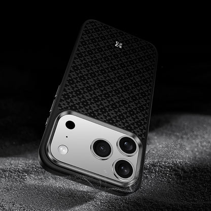 Apple iPhone 17 Pro Kılıf M-Safe Şarj Özellikli Benks ArmorPro ArmorGrid Serisi Kevlar Kapak