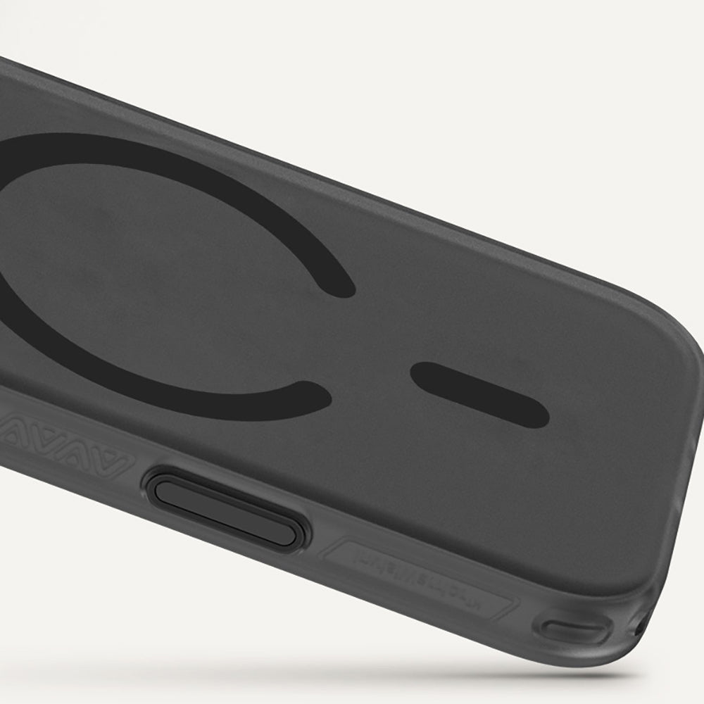 iPhone 17 Pro Kılıf M-Safe Şarj Özellikli Benks C-Magnet Lucid Armor Kapak