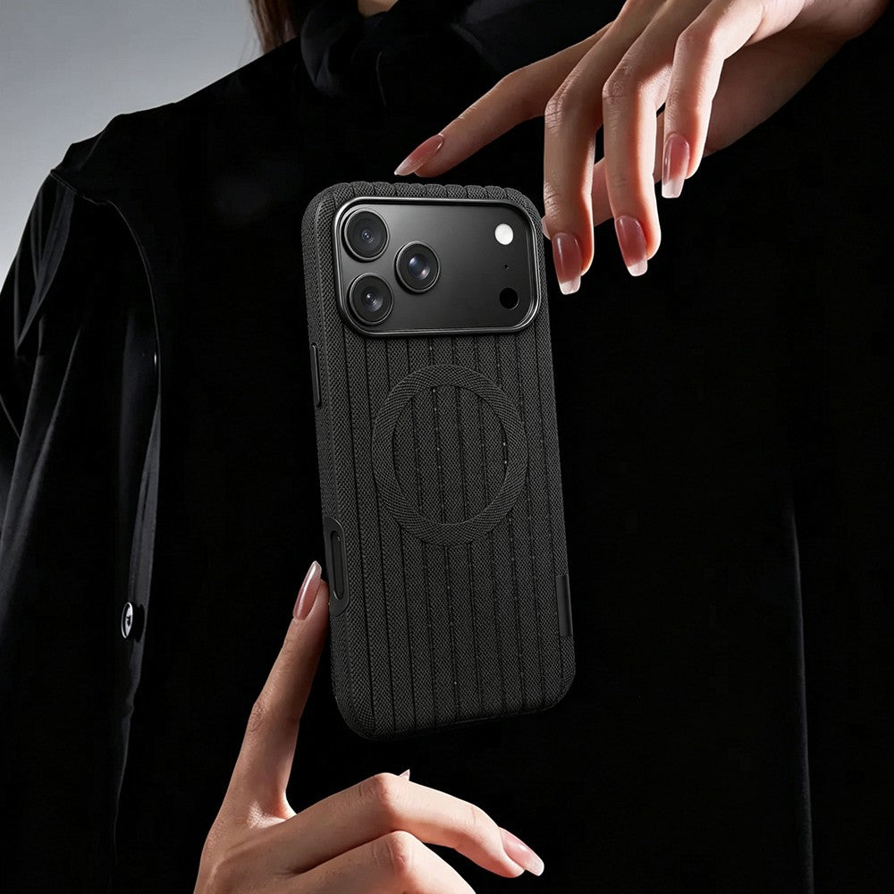 Apple iPhone 17 Pro Kılıf M-Safe Şarj Özellikli Çizgi Desenli Kumaş Dokulu Zore Paris Lorin Kapak