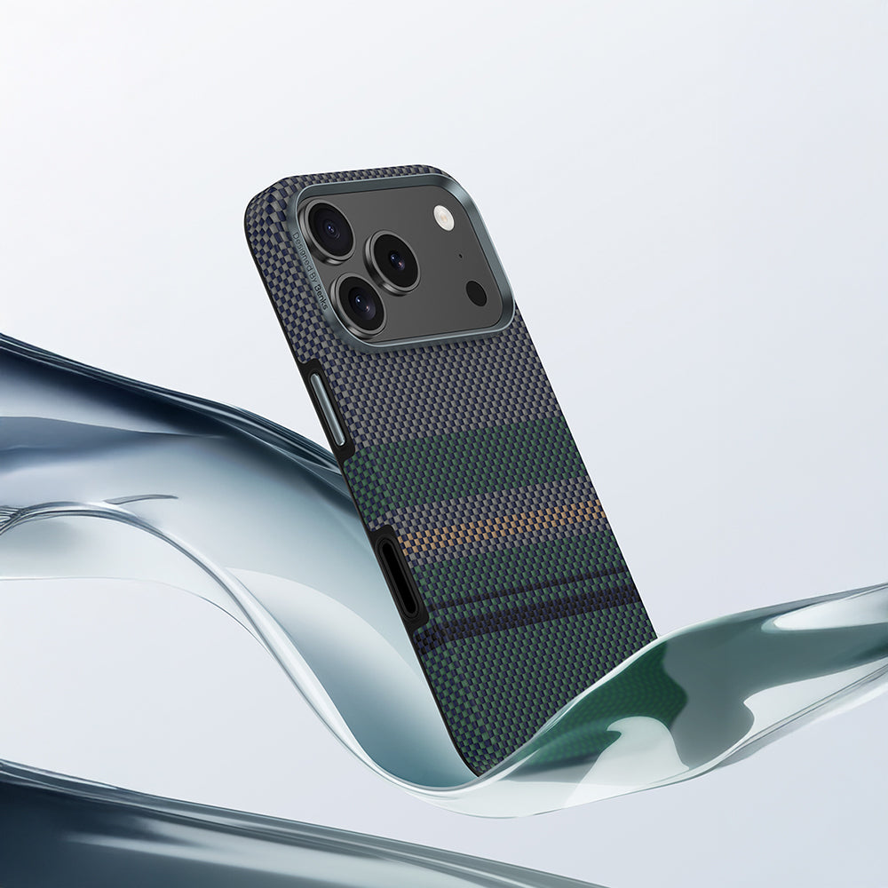 iPhone 17 Pro Kılıf M-safe Şarj Özellikli Karbon Fiber Tasarımlı Benks Aurora ArmorPro Kevlar Kapak