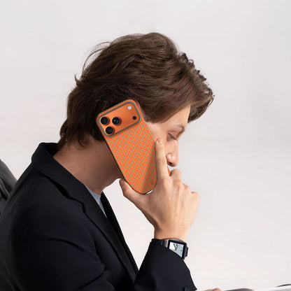 iPhone 17 Pro Kılıf M-safe Şarj Özellikli Wiwu DCC-208 Aramid Armor Kapak
