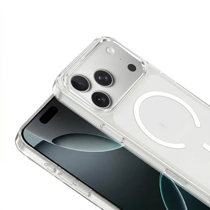 Apple iPhone 17 Pro M-Safe Şarj Özellikli Şeffaf Zore London Sert PC Kapak