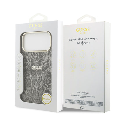 iPhone 17 Pro Max Kılıf Guess Orjinal Lisanslı M-safe Şarj Özellikli Yazı Logolu Python Desenli Kapak