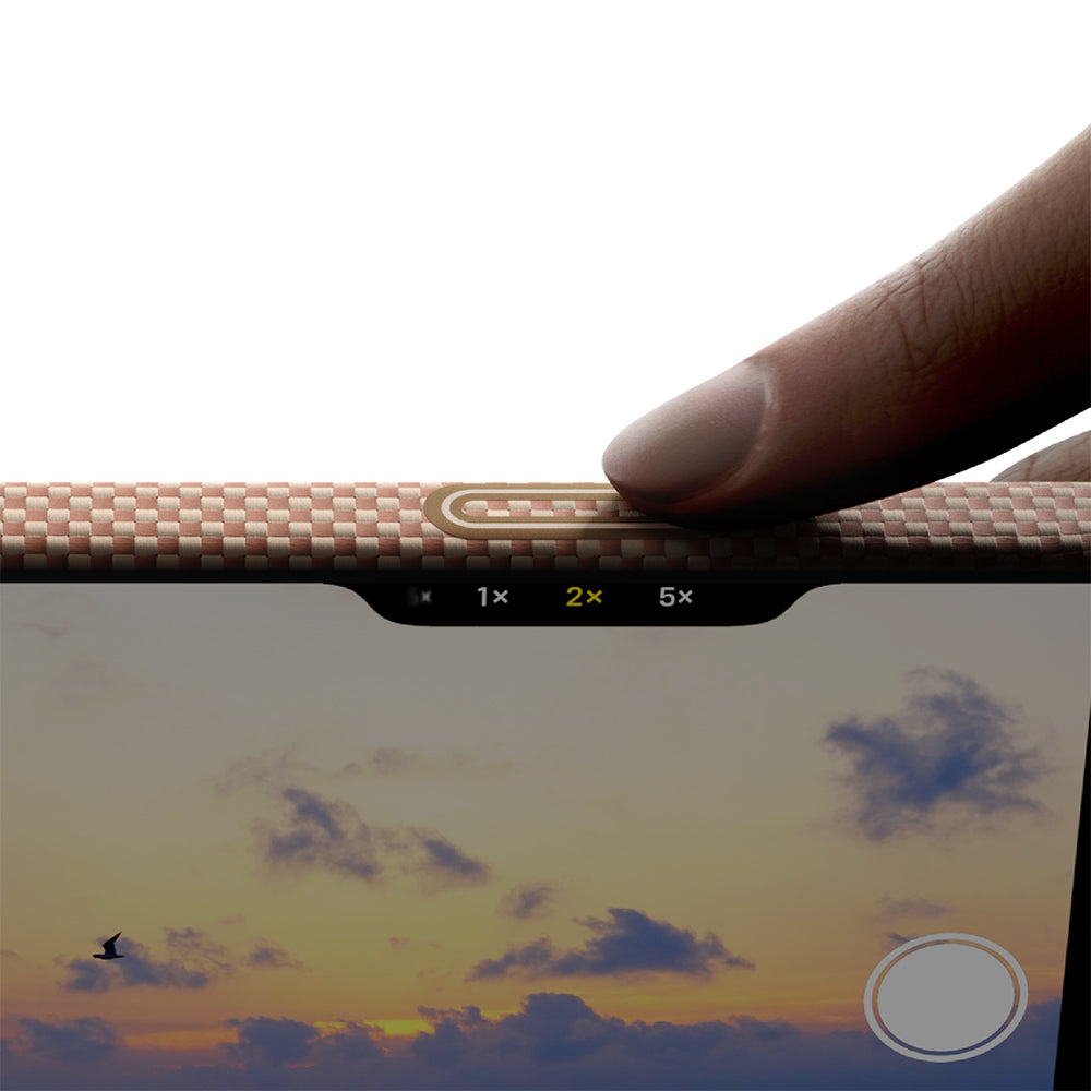iPhone 17 Pro Max Kılıf M-safe Şarj Özellikli Aramid Fiber Pitaka Glints of Gold Ultra Slim Serisi Kapak